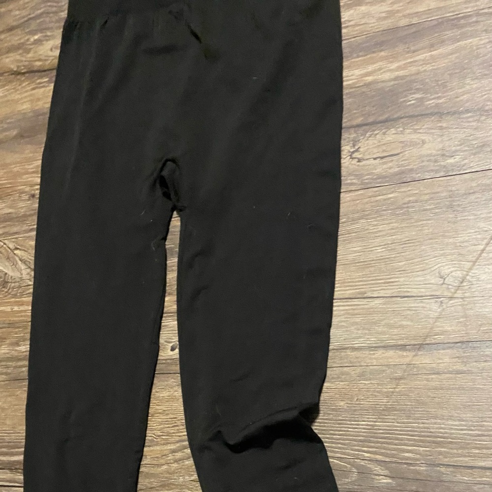 super cute black leggings, easy to dress up or down